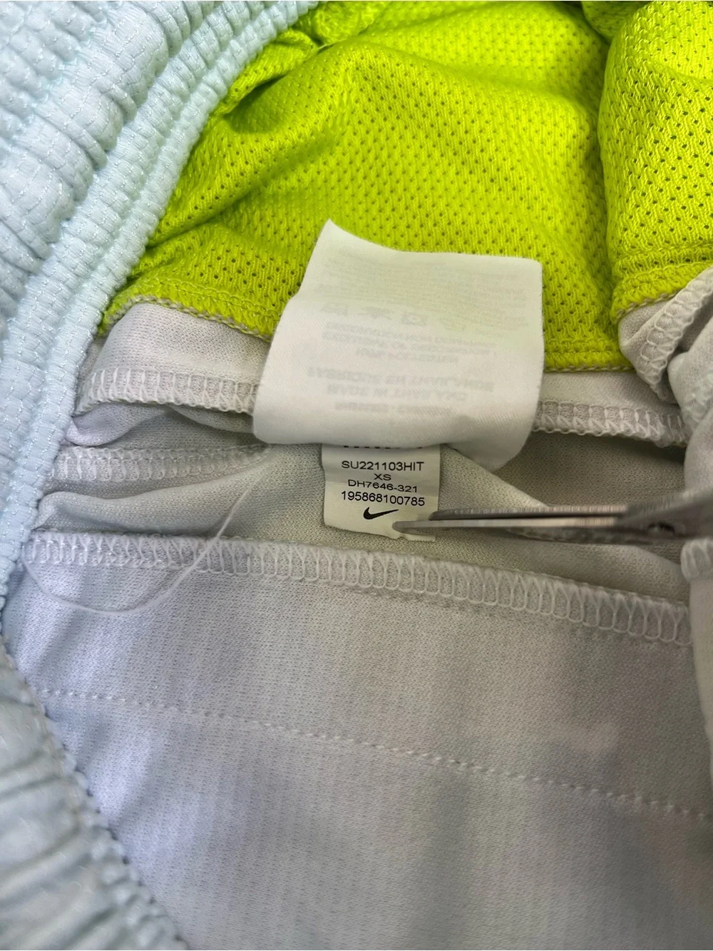 Nike Women's Fly Crossover Shorts Atomic Green Rare - Size XS